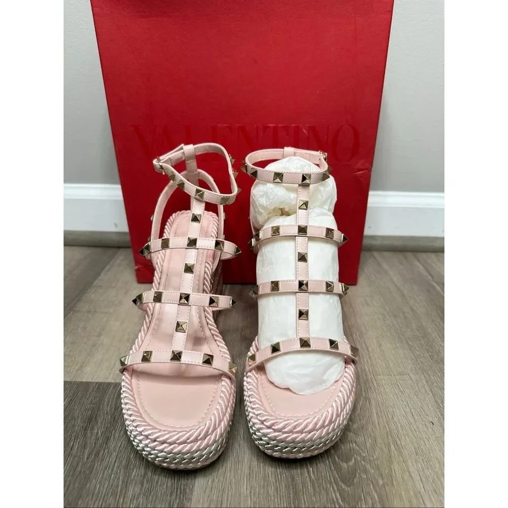 Valentino Garavani Rockstud Platform Sandals EU40/US10 $980
